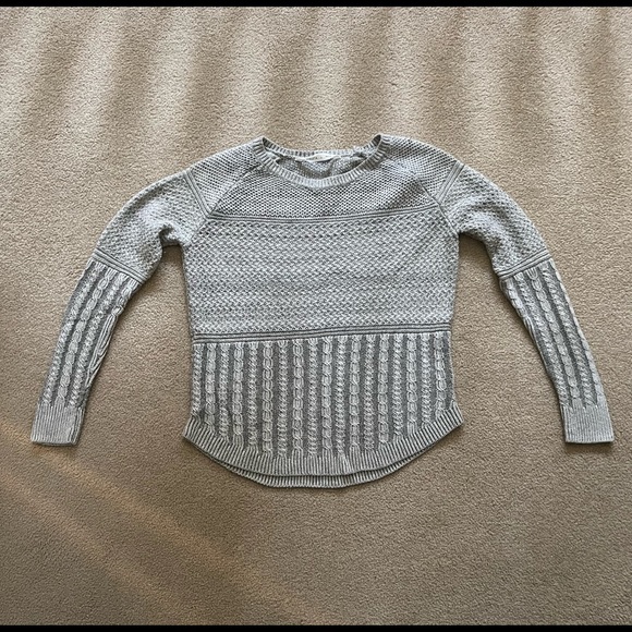 Athleta Borealis Sweater - Color Grey Size Small - Picture 5 of 9